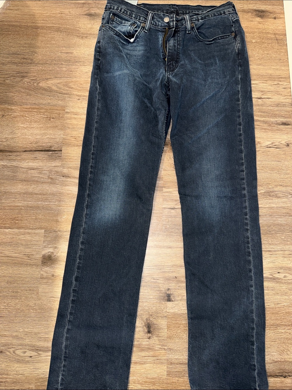 Levi's 514 Straight Leg Jeans - Dark Blue Wash